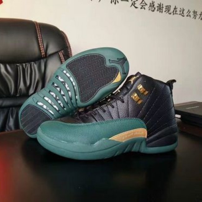Top replicas AIR JORDAN 12 for Men Cheap Retro Sneakers Jordan 12 Tennis Shoes