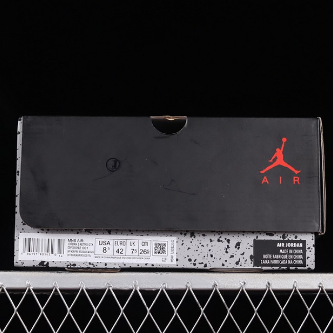 AIR JORDAN 5 GORE-TEX OFF-NOIR FIRE RED BLACK MUSLIN DR0092-001 Air Jordan, Sneakers, Air Jordan 5 image