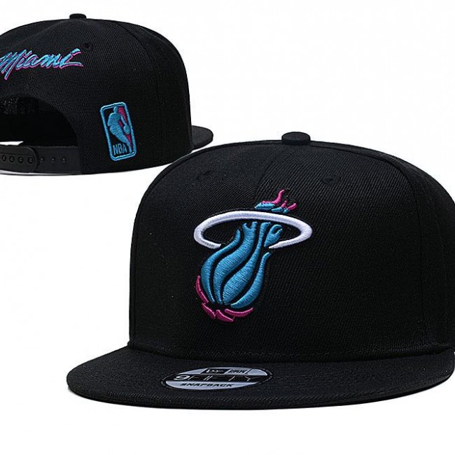 AAA Men's Neon Baseball Cap Sport Team Snapback Summer Fashion Designer Hats