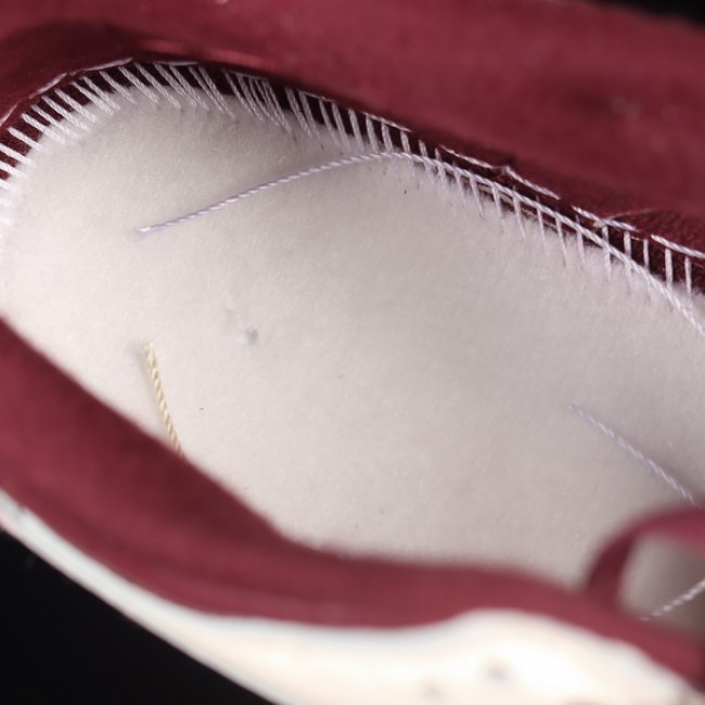 Close look F version Dunk Low Burgundy Valentine's Day Nike SB Low Top Sports Casual Shoes DR9705-100